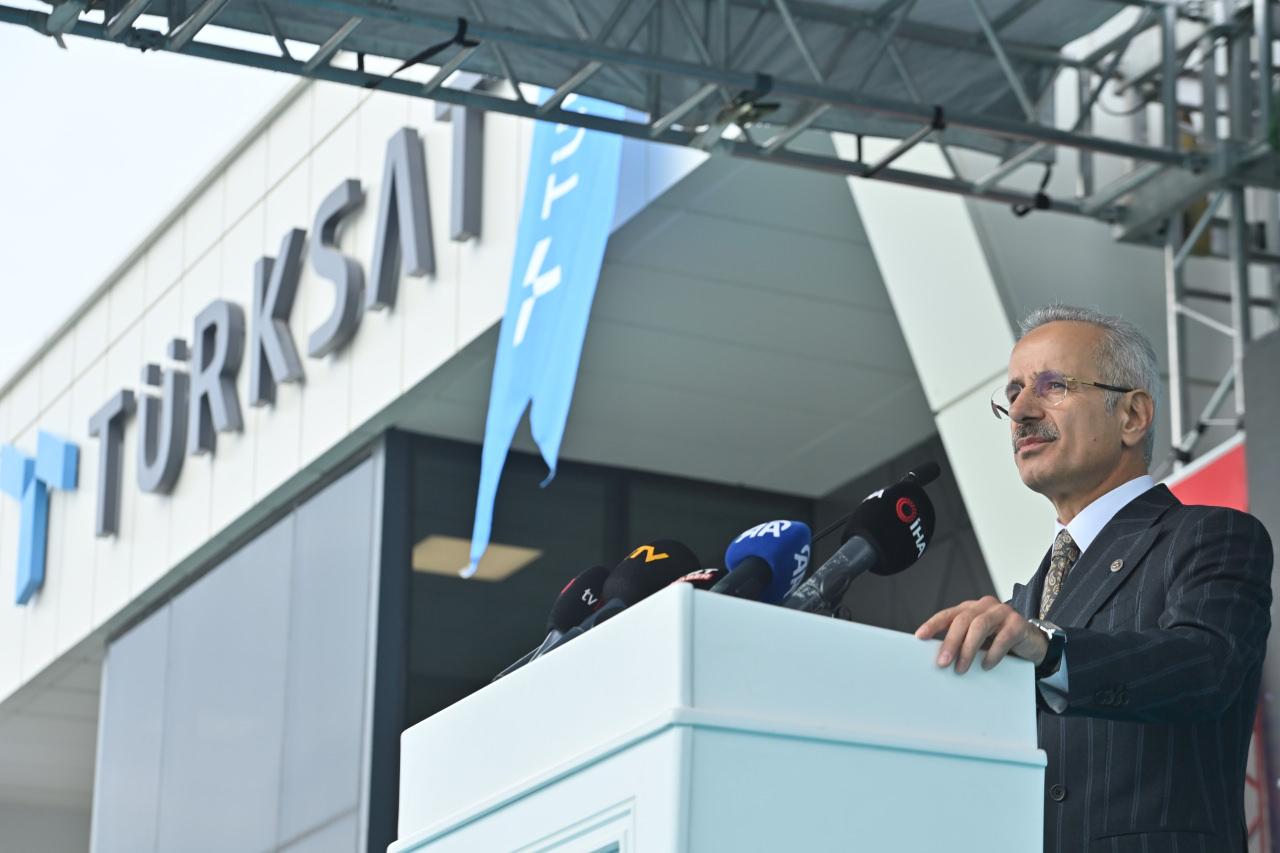 Türkiye Cumhuriyeti Ulaştırma Bakanı Abdulkadir Uraloğlu