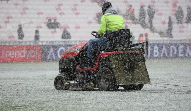 -5 derecede oynanan 1. Lig ma&ccedil;ına kar engeli