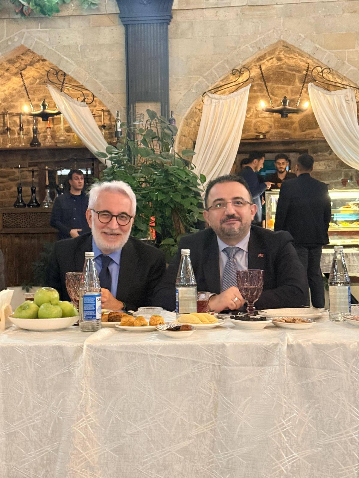 ÜLKE TV Genel Yayın Yönetmeni ve Haber7 Yazarı Hasan Öztürk, Haber7 Genel Yayın Yönetmeni Osman Ateşli 