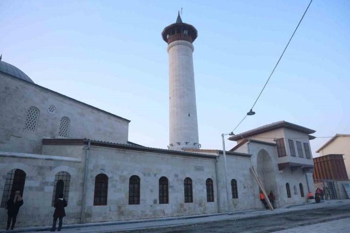 Habibi Neccar Camii