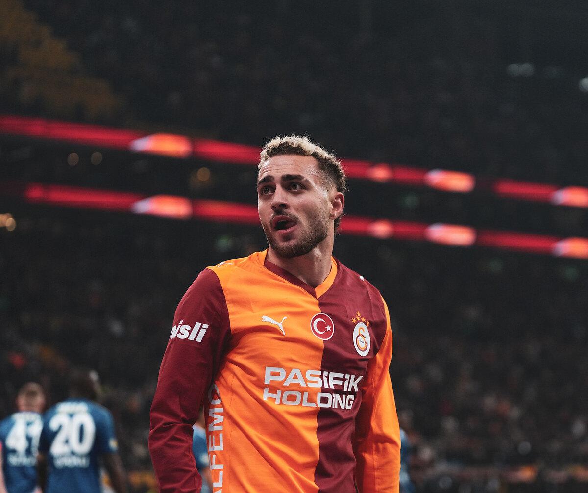Galatasaray'da Yunus Akgün'ün ilk golünde asisti yapan Barış Alper Yılmaz.