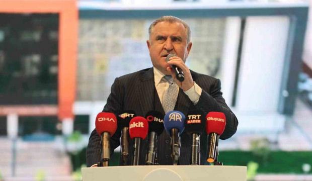 Bakan Bak, &ccedil;ocuk ve gen&ccedil;lere seslendi: Abur cuburdan uzak duralım