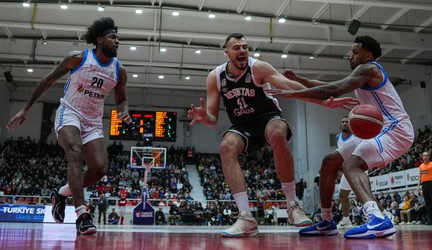 Beşiktaş son nefeste kazandı! Muhteşem seri s&uuml;r&uuml;yor