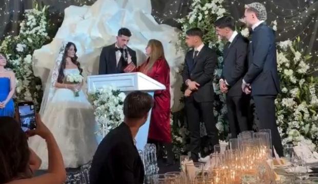 Eski Fenerbah&ccedil;eli d&uuml;nyaevine girdi! &Uuml;&ccedil; G.Saraylı yıldız nikah şahidi oldu