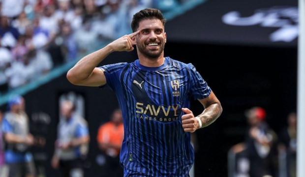 Galatasaraylı yıldız, Ruben Neves i&ccedil;in ikna turlarına başladı! Dev takımlar da peşinde