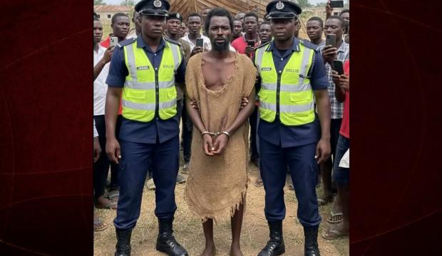 Ganalı sahte peygamber Ebu Nuh'un sonu!Binlerce kişi gemilere binebilmek i&ccedil;in akın etmişti