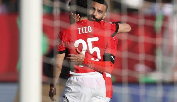 Salah sahneye &ccedil;ıktı! 10 kişi Mısır 3 puanı kaptı