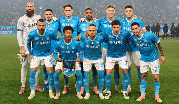 İtalya S&uuml;per Kupası şampiyonu Napoli