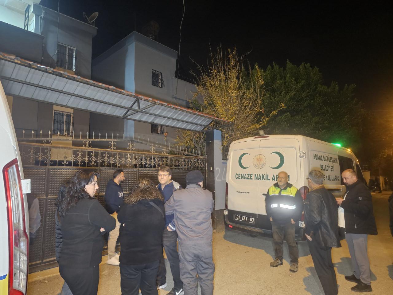 Olay yerine ekipler sevk edildi.