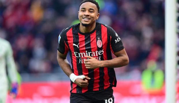 Milan evinde farka koştu! Ma&ccedil; fazlasıyla liderliğe y&uuml;kseldi