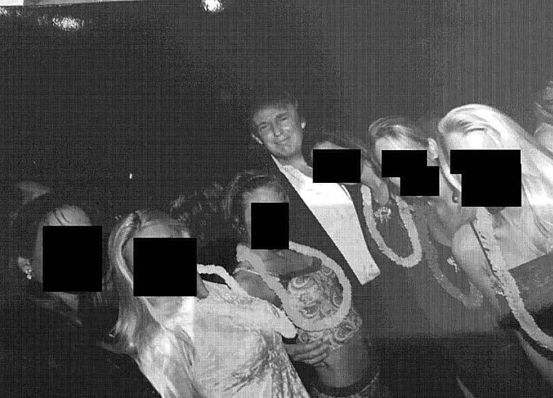 Trump'ın Epstein belgelerinde yer alan başka bir fotoğrafı