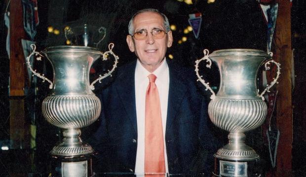 Trabzonspor ve T&uuml;rk futbolunun efsane ismi &Ouml;zkan S&uuml;mer'siz 5 yıl...