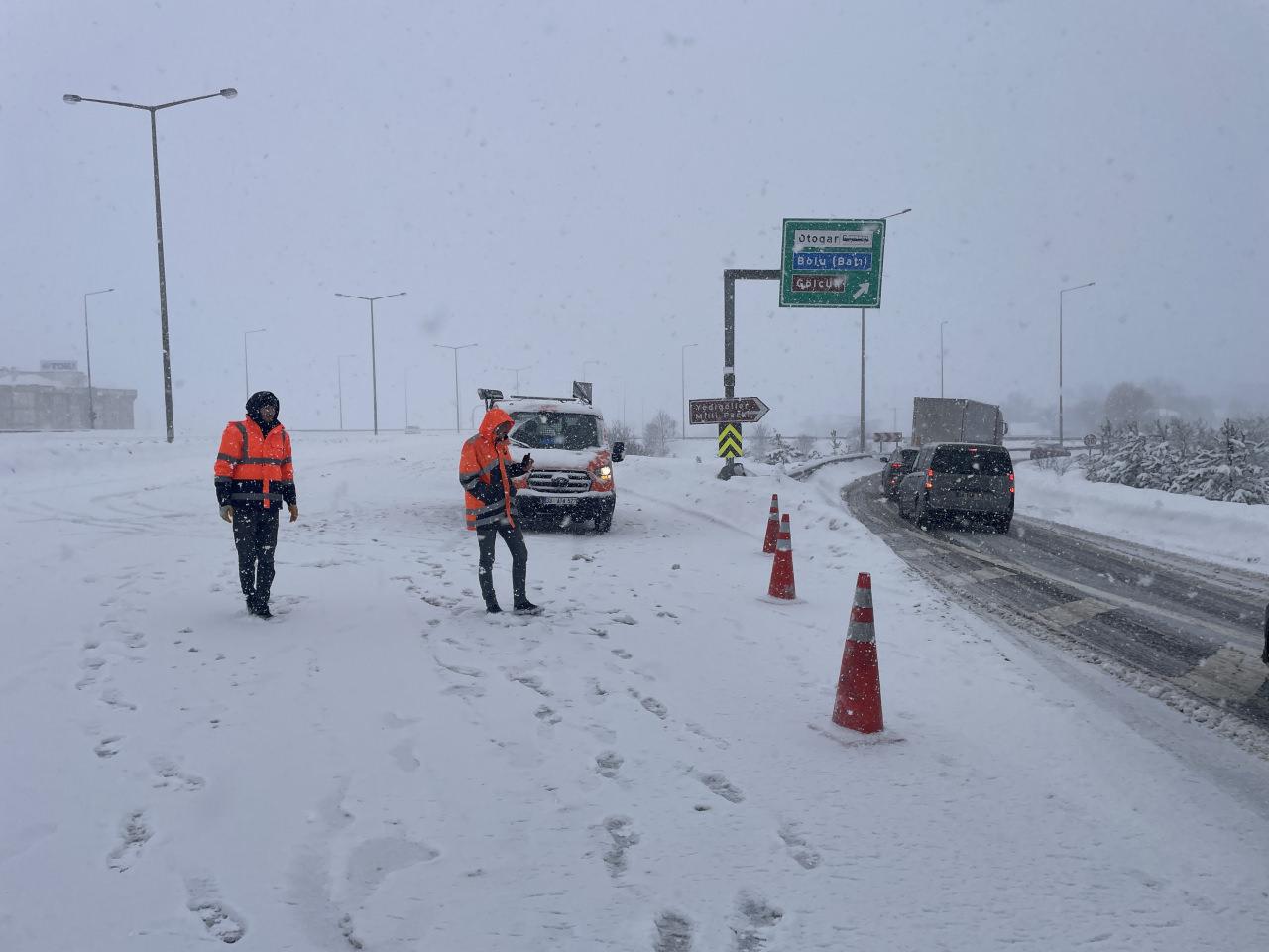 Bolu Batı Gişeleri ile Abant Kavşağı arasını ulaşıma kapatıldı