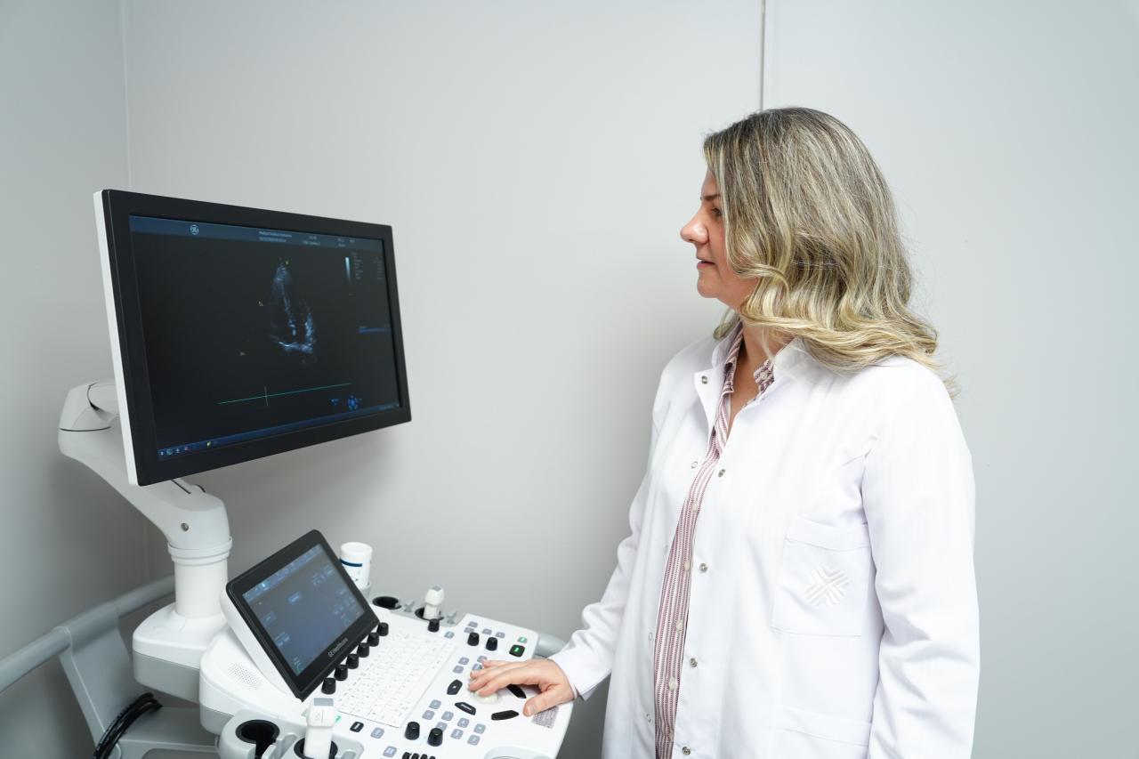 Medipol Üniversitesi Sefaköy Hastanesi Kardiyoloji Uzmanı Dr. Öğr. Üyesi Hanife Memet Genç