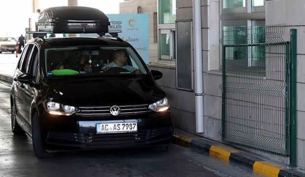 Gurbet&ccedil;iler dikkat: Artık T&uuml;rkiye'de ge&ccedil;tiğiniz yolların &uuml;creti g&uuml;mr&uuml;kte alınacak!