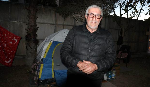 Karısından g&ouml;rd&uuml;ğ&uuml; şiddet hayatını kararttı: Sokaklarda yaşıyor