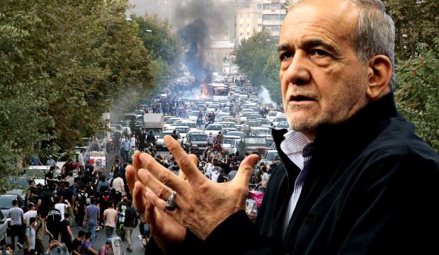 İran'da kriz! Halk sokaklara d&ouml;k&uuml;ld&uuml;! Pezeşkiyan'dan ilk a&ccedil;ıklama: ABD'ye su&ccedil; atmayın