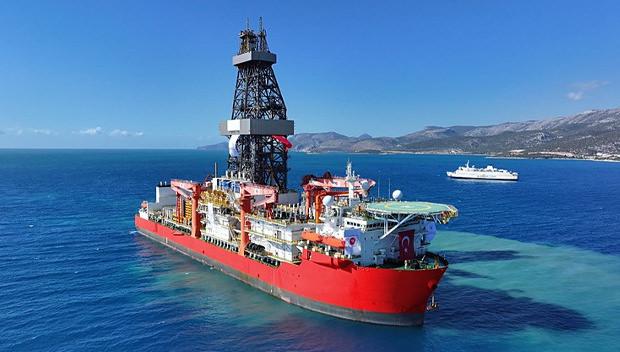 Çağrı Bey sondaj gemisi