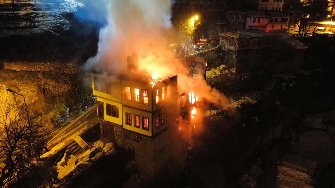 Yangın yerinden görüntüler