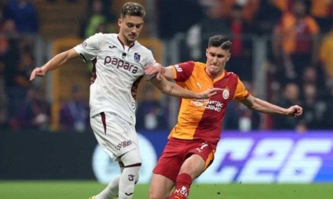 Galatasaray ile Trabzonspor arasında 2025-26 sezonunda Rams Park'ta oynanan Süper Lig karşılaşması.