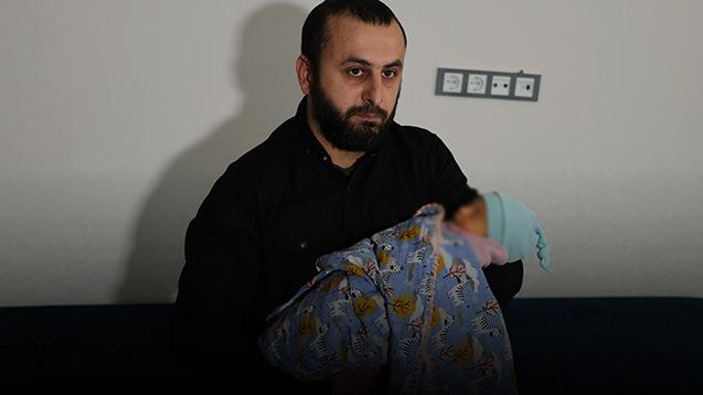 Baba Mahmut Deniz ve yenidoğan Fahretdin