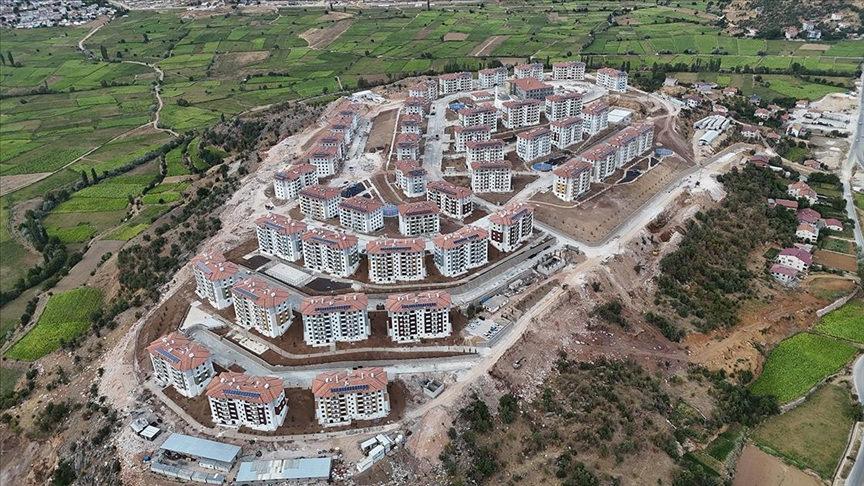 Adıyama yaralarını sardı