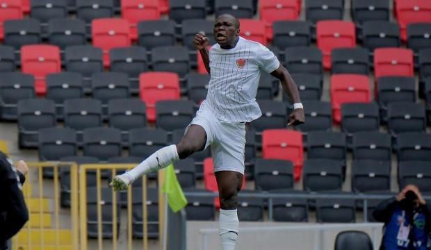 Aboubakar Azerbaycan'a tutunamadı: Sezon sonu takıma veda edecek