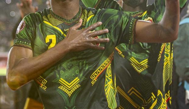 Afrika Kupası'ndan d&ouml;nen yıldız S&uuml;per Kupa kadrosuna alındı