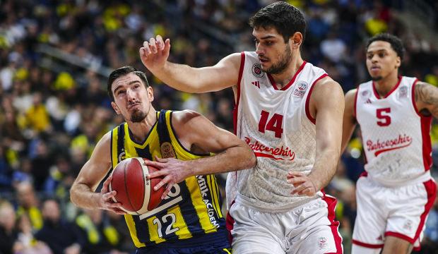 Basketbolda zirve el değiştirdi! 32 sayı fark atarak lider oldular