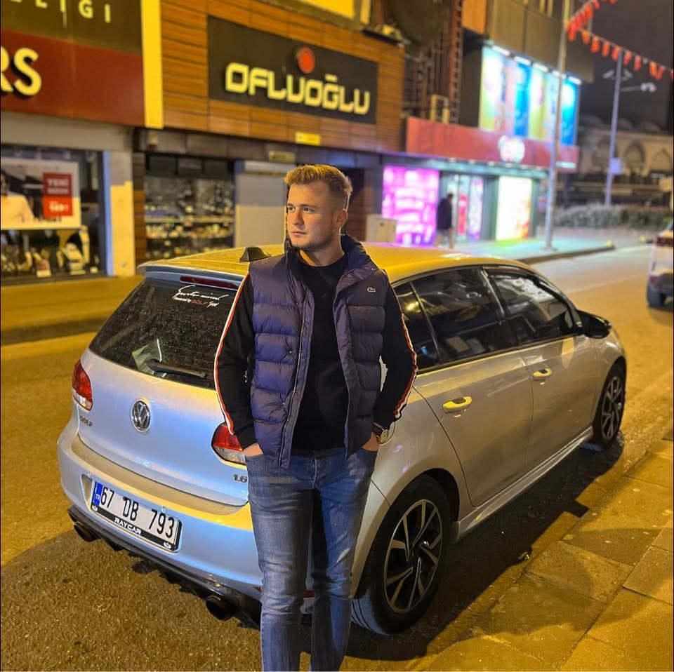 Emirkan Köroğlu (18)