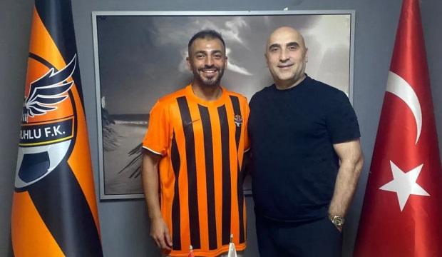 Borussia Dortmund &ccedil;ıkışlı orta saha 38 yaşında 3. Lig ekibine gitti