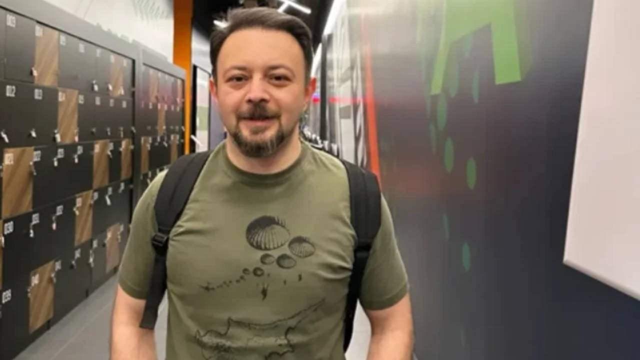 Gazeteci Fatih Erdin, 'Halkı Yanıltıcı Bilgiyi Alenen Yayma' suçundan İstanbul'da gözaltına alındı