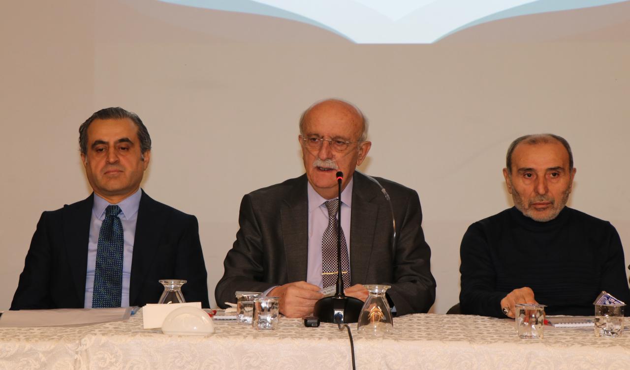 Cansuyu Genel Başkanı Mustafa Köylü konuşma yapıyor. 