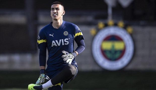 Fenerbah&ccedil;e İrfan Can Eğribayat'ı S&uuml;per Lig ekibine kiraladı