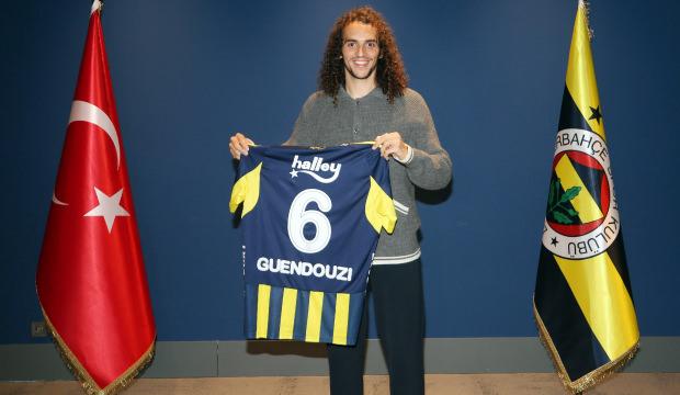 Fenerbah&ccedil;e, Matteo Guendouzi'yi resmen duyurdu