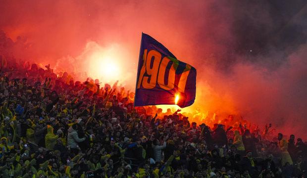Galatasaray galibiyeti sonrası Fenerbah&ccedil;e'den futbolculara dev prim