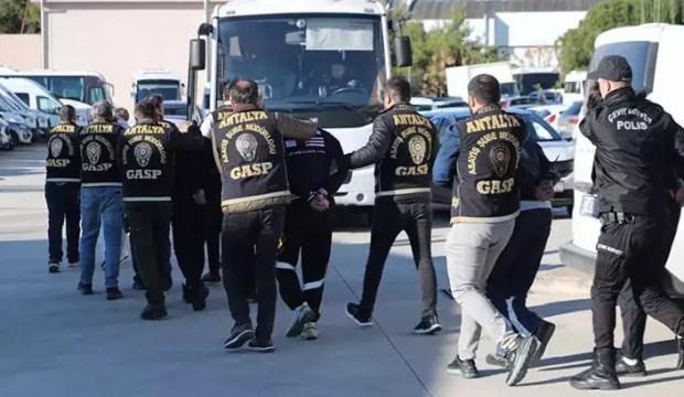 Antalya'da 'sahte polis' operasyonu ile 4 milyon dolarlık kripto vurgunu