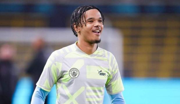 Manchester City'nin 21 yaşındaki stoperi Kayserispor'a transfer oldu