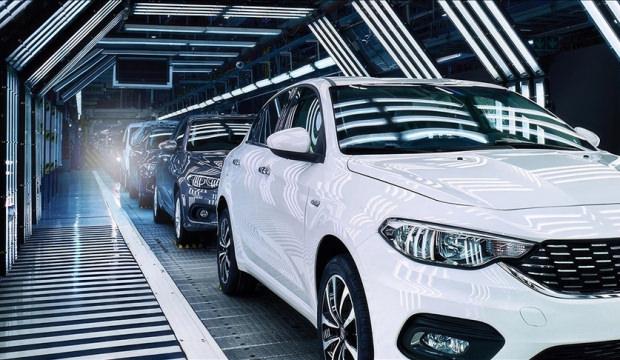 Otomobil ve hafif ticari ara&ccedil; pazarı 2025 yılını rekorla kapattı