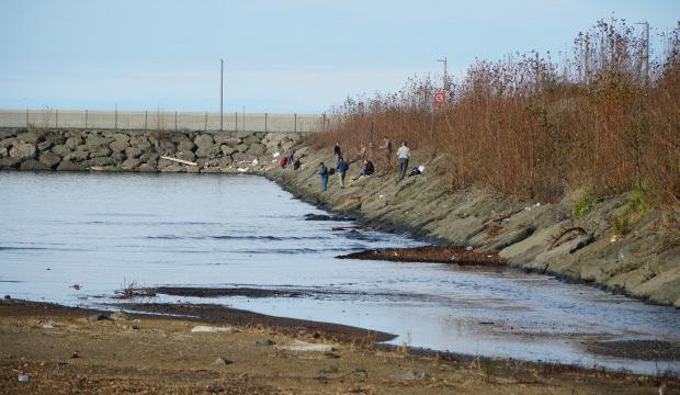 Rize'de ilgin&ccedil; olay: Duyan duymayana duyurdu! Herkes kıyıya akın etti