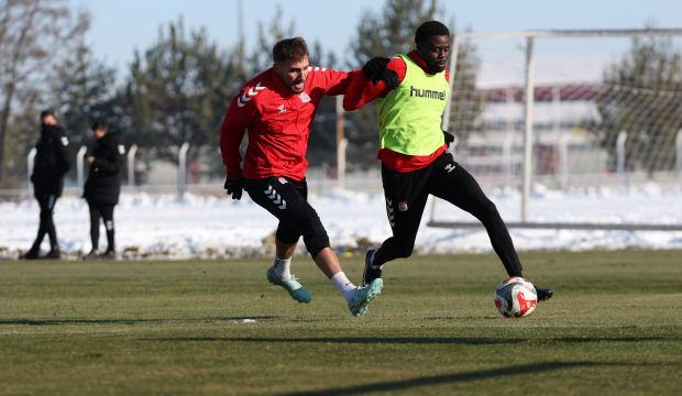 Sivasspor&rsquo;da Erzurumspor FK ma&ccedil;ı hazırlıkları s&uuml;r&uuml;yor