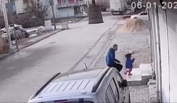 Sokak ortasında anne ve bebeğine saldırdı! Tutuklandı