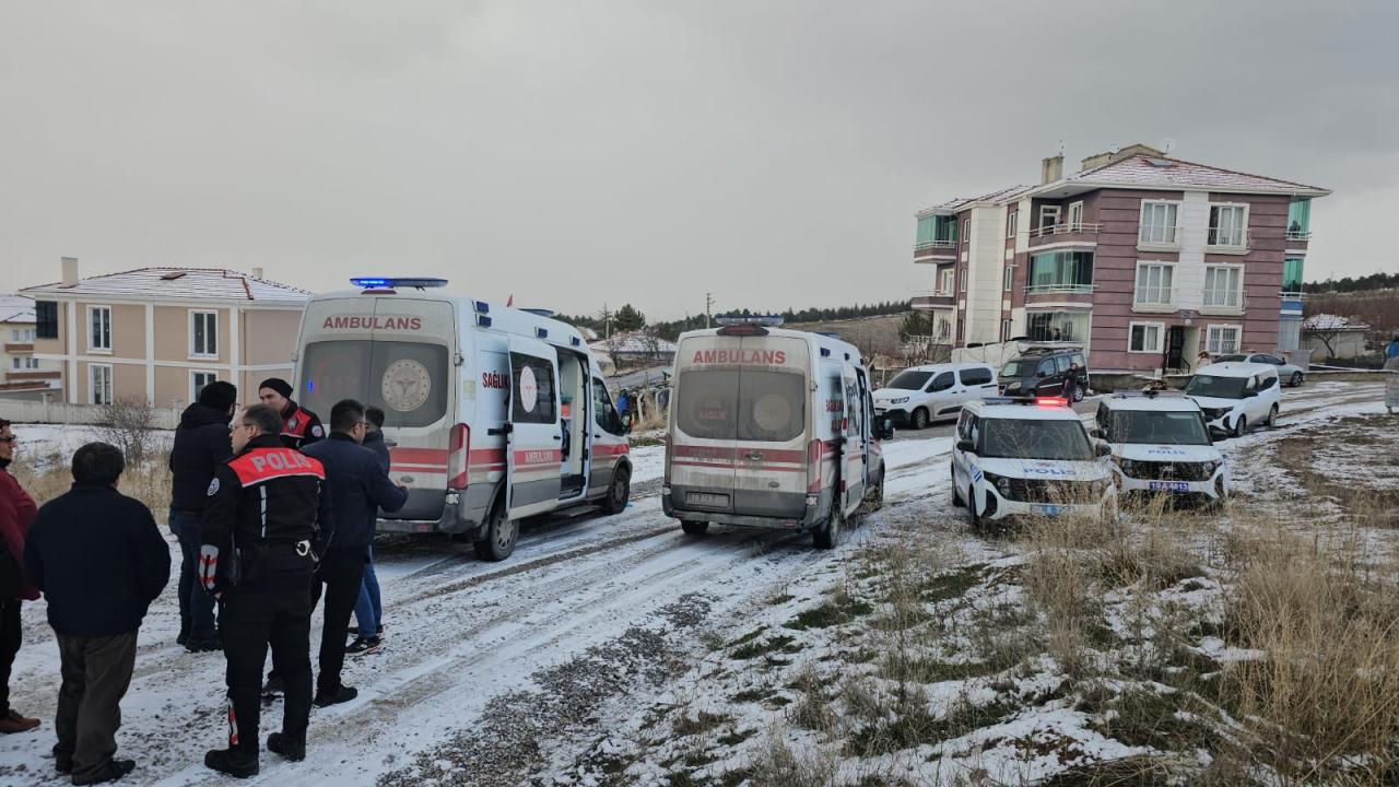 Olay yerine sağlık ve kolluk kuvvetleri sevk edildi.