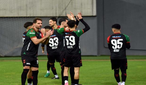 3. Lig'de şampiyonluk yolunda kritik ma&ccedil;! Ev sahibine 100 TL olan bilet deplasmana 3550 TL