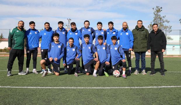 Şanlıurfa'da eski futbolcuların kurduğu takım son 2,5 senede &ccedil;ıktığı her ma&ccedil;ı kazandı