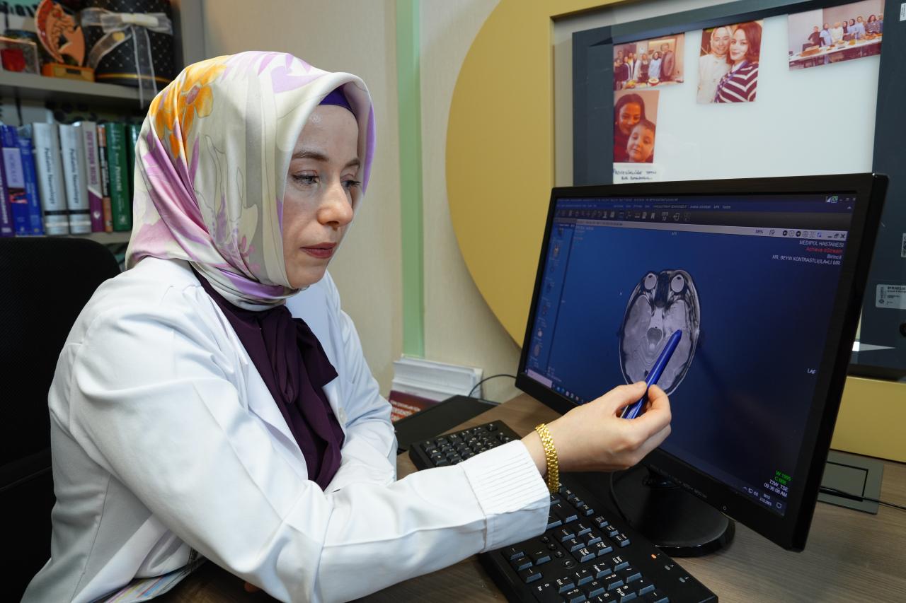 Medipol Sağlık Grubu’ndan Çocuk Nöroloji Uzmanı Prof. Dr. Betül Kılıç, epilepsinin belirtileri hakkında açıklama yaptı. 