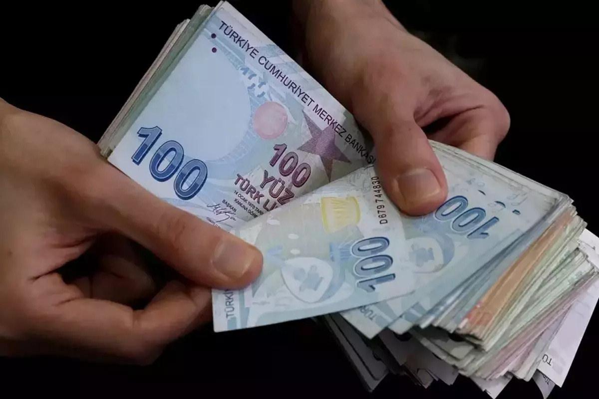 Diyanet İşleri Başkanlığı fitre miktarını 240 TL olarak belirledi.