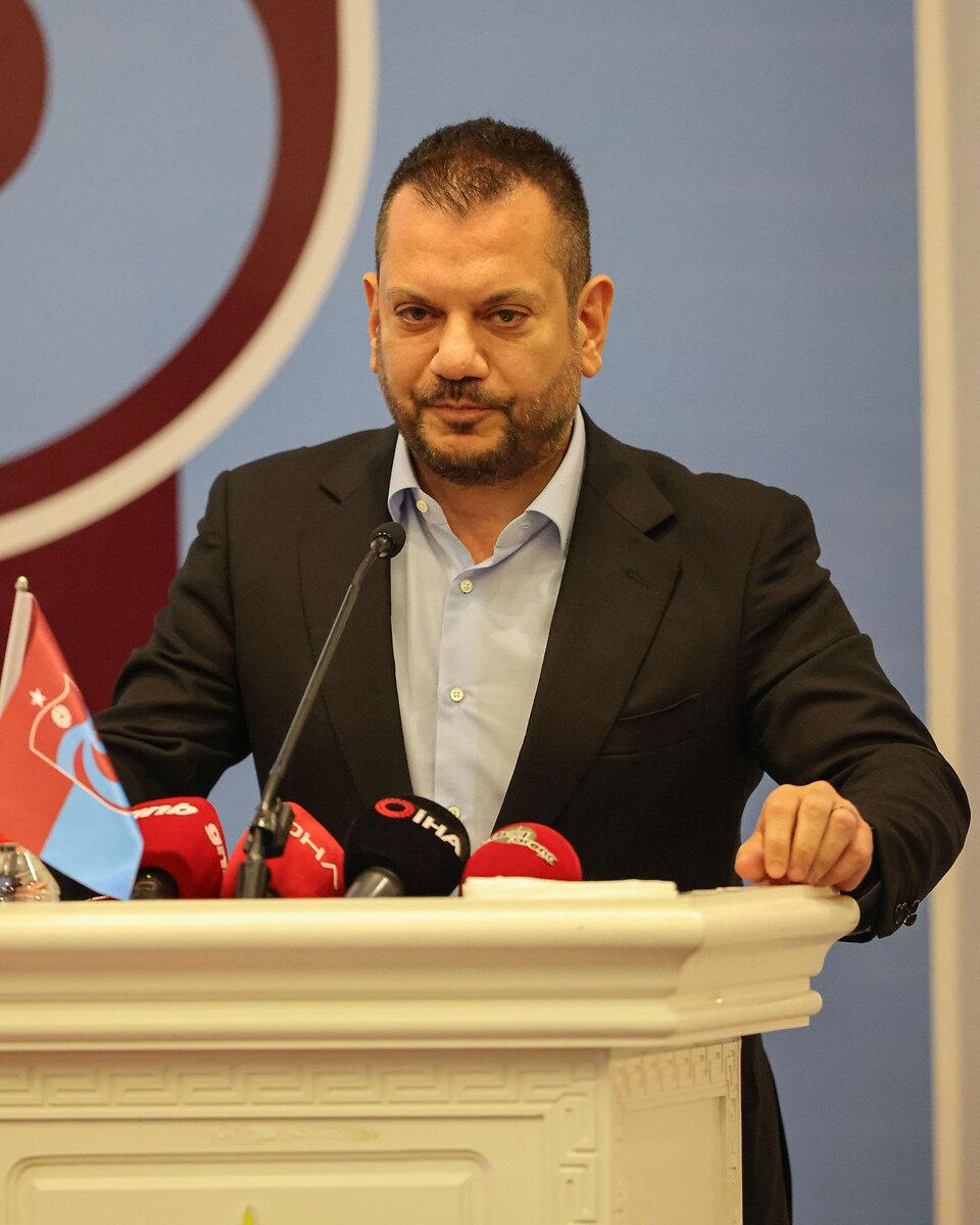 Ertuğrul Doğan, Trabzonspor'un 58. Olağan Divan Genel Kurul toplantısında.