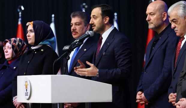 Bir billboard yetti, CHP neye uğradığını şaşırdı! &Ouml;zel'in yalanlamasına da belgeli cevap..