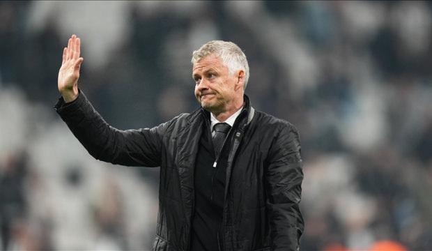 Beşiktaş'tan kovulan Solskjaer d&uuml;nya devinin hocası oluyor